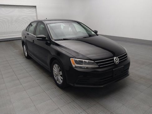Used 2016 Volkswagen Jetta SE FWD image 14
