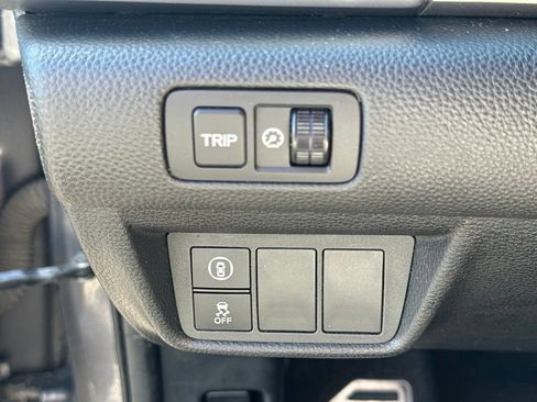 Used 2018 Honda Accord Sport image 17