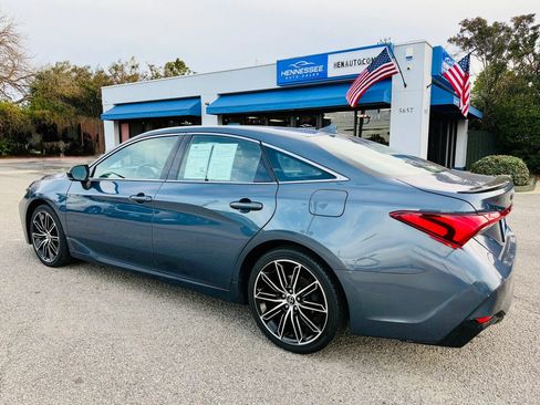 Used 2019 Toyota Avalon XSE w/ All Weather Liner Package image 29