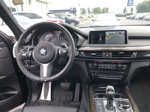 Used 2017 BMW X5 xDrive50i AWD/4WD image 21