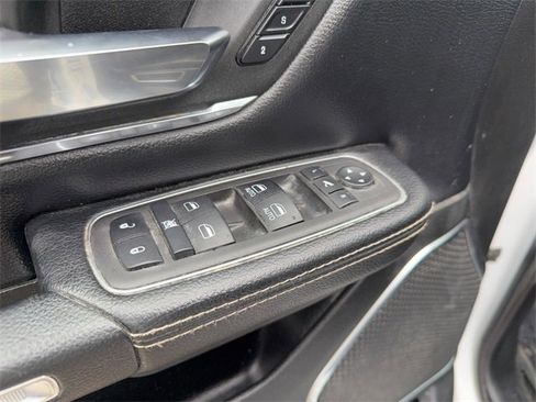 Used 2024 RAM 1500 Laramie image 11