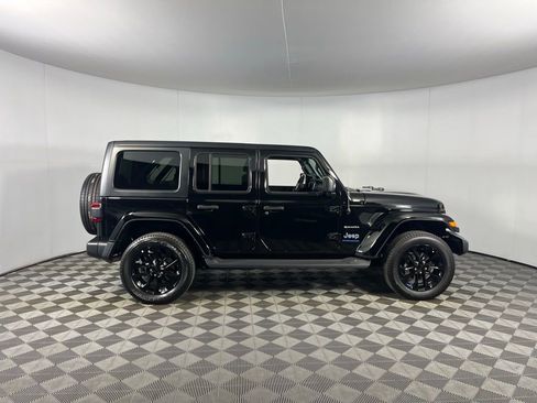 Used 2023 Jeep Wrangler Unlimited Sahara w/ Cold Weather Group image 5
