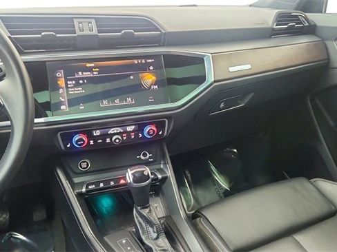 Used 2023 Audi Q3 2.0T Premium Plus w/ Premium Plus Package image 46