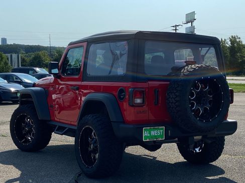 Used 2026 Jeep Wrangler Sport AWD/4WD image 5
