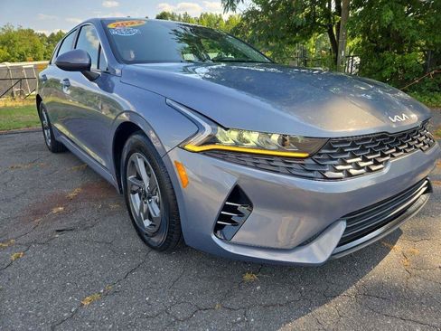 Used 2022 Kia K5 LX FWD image 3