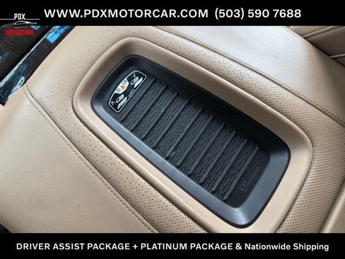 Used 2019 Cadillac Escalade ESV Platinum AWD/4WD image 26