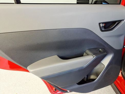 Certified 2025 Subaru Crosstrek 2.0i Premium image 10