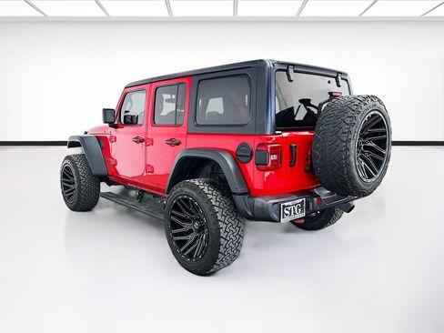 Used 2021 Jeep Wrangler Unlimited Rubicon w/ Safety Group AWD/4WD image 6