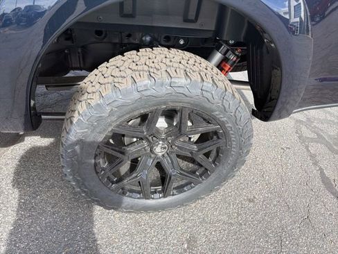 New 2025 Ford F150 Lariat w/ Equipment Group 501A Mid image 82