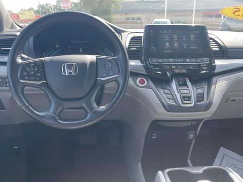Used 2023 Honda Odyssey EX-L image 13