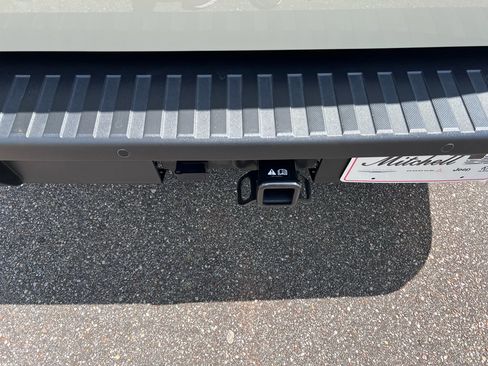 Used 2025 Ford Maverick Lariat image 7