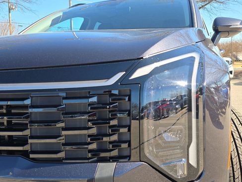 New 2026 Kia Sportage EX image 33