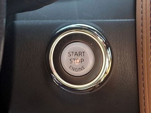 Used 2021 INFINITI QX80 Sensory w/ All-Season Package AWD/4WD image 23