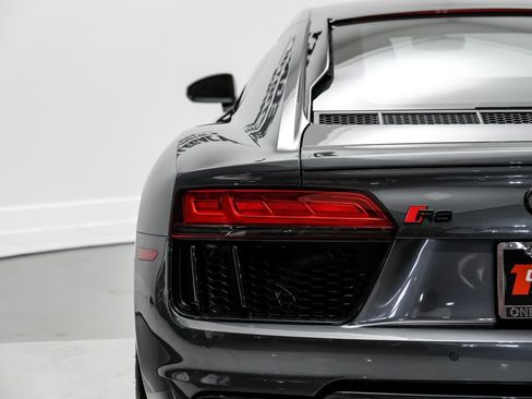 Used 2018 Audi R8 V10 AWD/4WD image 48