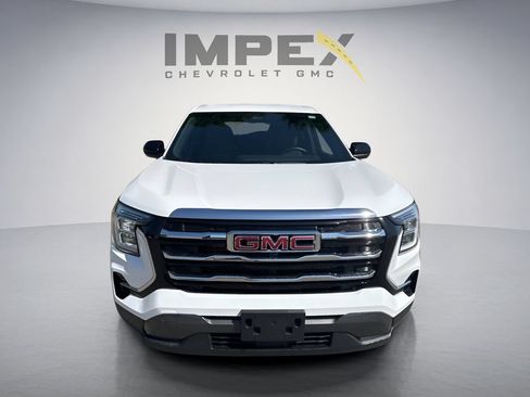 Used 2026 GMC Terrain Elevation w/ Technology Package II AWD/4WD image 8