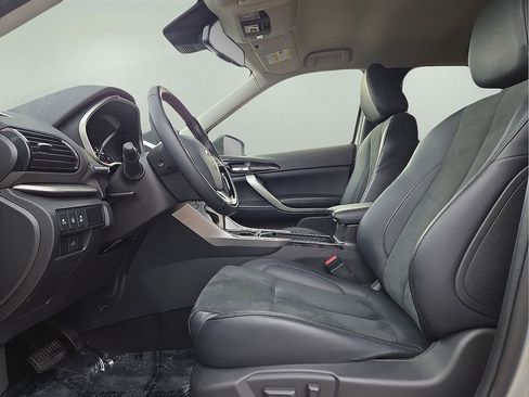 Used 2024 Mitsubishi Eclipse Cross SE image 23