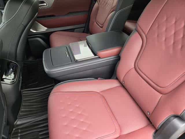 New 2027 INFINITI QX80 Autograph w/ Premium Cargo Package AWD/4WD image 12