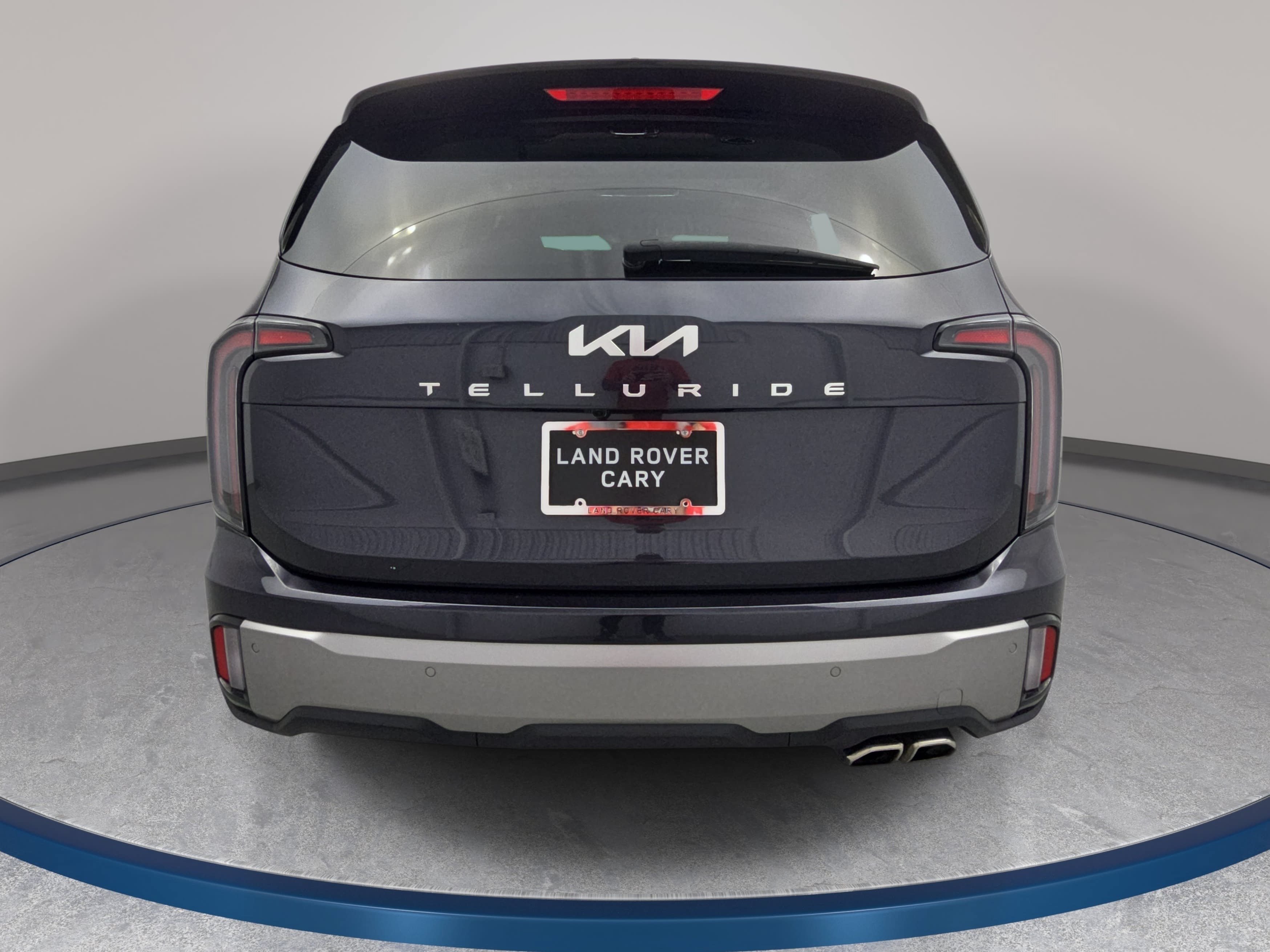 Used 2025 Kia Telluride EX w/ EX Captain's Chair Package FWD image 6