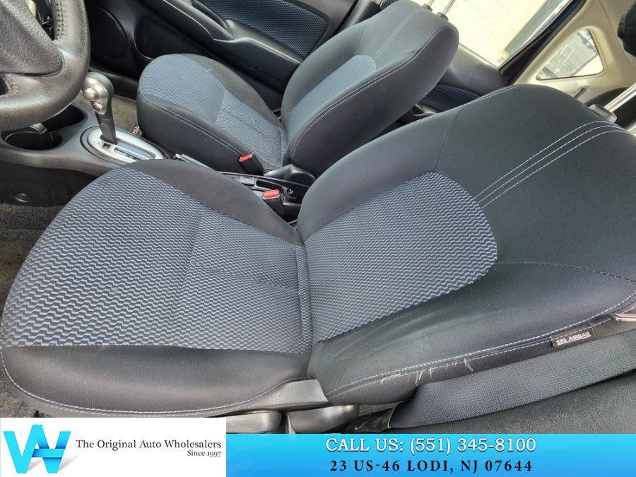 Used 2014 Nissan Versa Note SV w/ SL Package FWD image 16