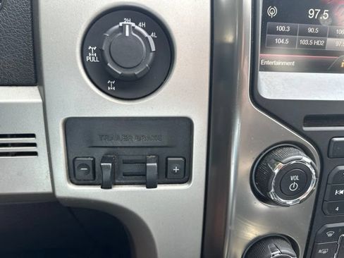 Used 2014 Ford F150 FX4 w/ Equipment Group 402A Luxury AWD/4WD image 23