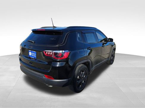 Used 2021 Jeep Compass Latitude FWD image 7
