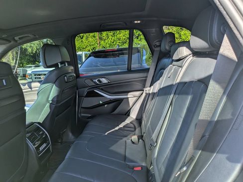 Used 2020 BMW X5 xDrive40i w/ M Sport Package AWD/4WD image 7