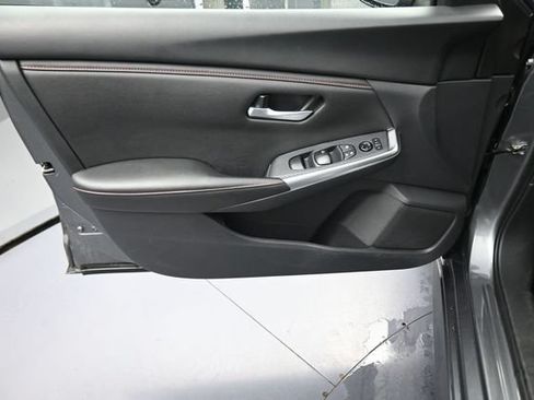 Used 2025 Nissan Sentra SR FWD image 20