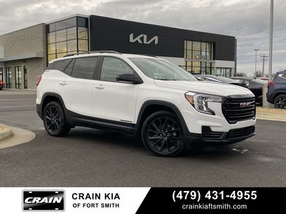 Used 2024 GMC Terrain SLE w/ Driver Convenience Package