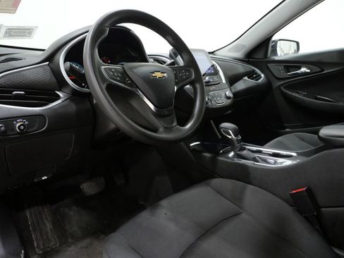 Used 2023 Chevrolet Malibu LT image 11