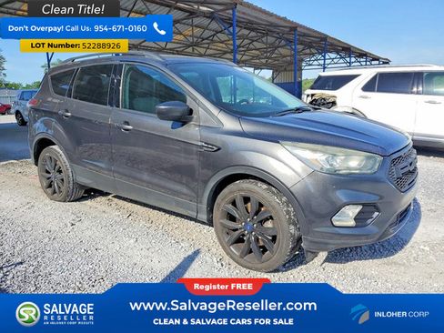 Used 2017 Ford Escape SE w/ Equipment Group 201A AWD/4WD image 5
