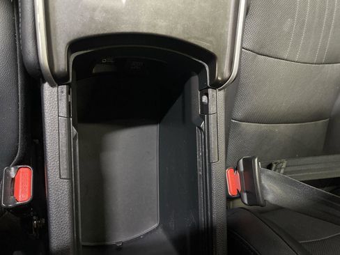 Used 2018 Honda Accord Touring image 21