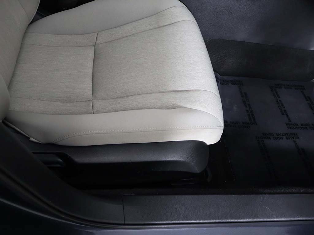 Used 2023 Honda Accord EX image 30