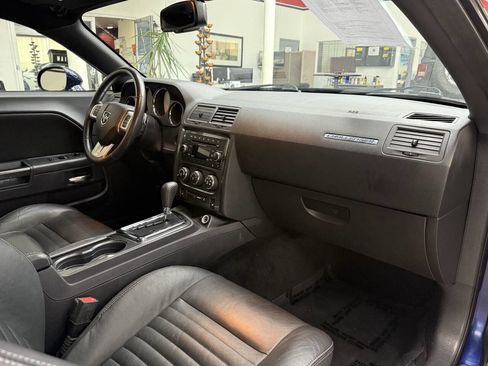 Used 2013 Dodge Challenger SXT Plus RWD image 15