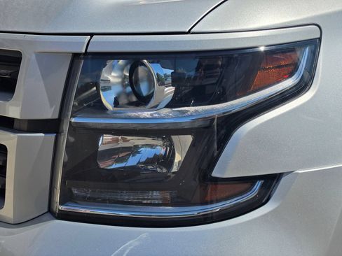 Used 2019 Chevrolet Tahoe LT w/ RST Edition AWD/4WD image 3