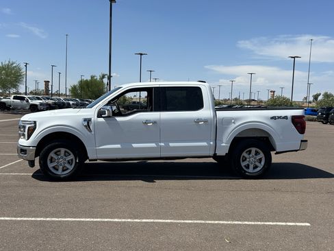Used 2025 Ford F150 Lariat AWD/4WD image 2