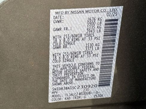 Used 2025 Nissan Pathfinder SV FWD image 21