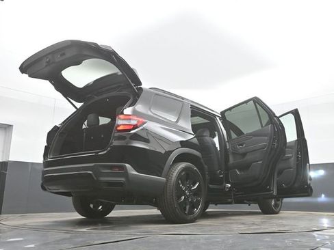 New 2026 Honda Pilot Black Edition image 56