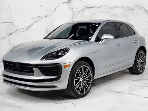 Used 2024 Porsche Macan Turbo image 7