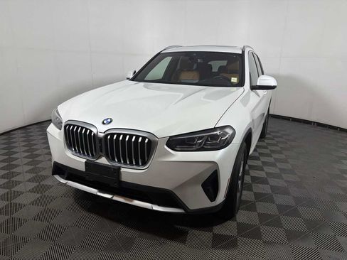 Used 2024 BMW X3 xDrive30i w/ Convenience Package AWD/4WD image 3