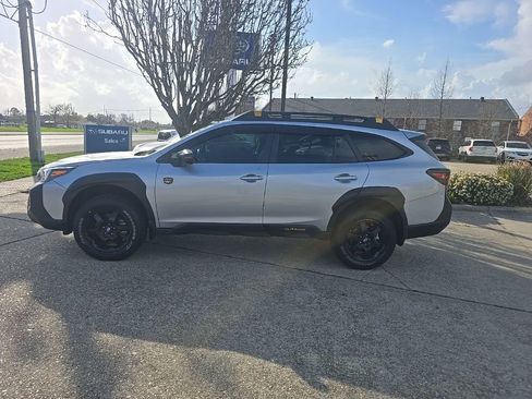 Used 2024 Subaru Outback Wilderness image 9