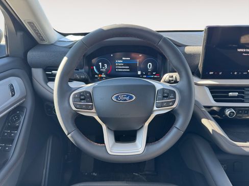 New 2026 Ford Explorer Active w/ Active Comfort Package image 15