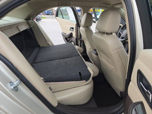 Used 2014 Chevrolet Malibu LT w/ Power Convenience Package image 32