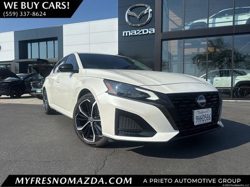 Used 2023 Nissan Altima 2.5 SR image 1