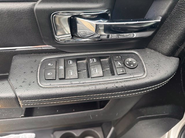 Used 2017 RAM 1500 Laramie w/ Convenience Group AWD/4WD image 11