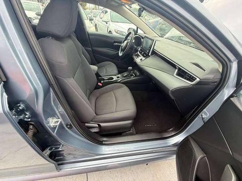 Used 2020 Toyota Corolla LE FWD image 10