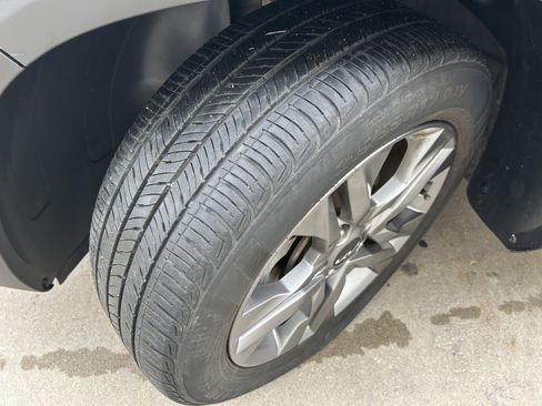 Used 2023 Kia Seltos S image 9