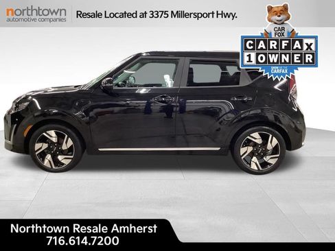 Used 2023 Kia Soul GT-Line FWD image 2
