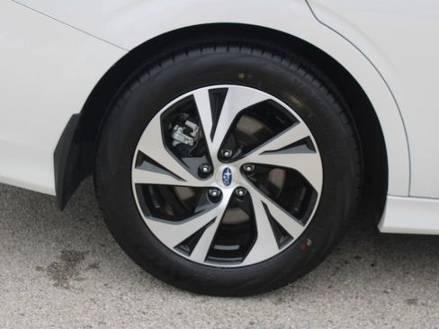 Used 2025 Subaru Legacy Premium image 27