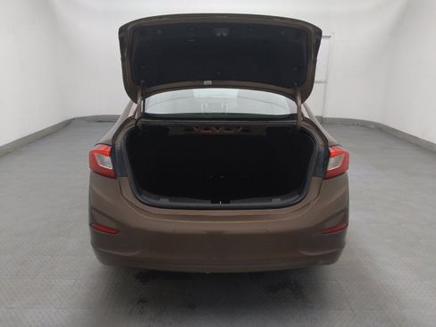 Used 2019 Chevrolet Cruze LT image 29