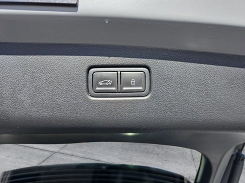 Used 2024 Genesis GV70 2.5T image 13